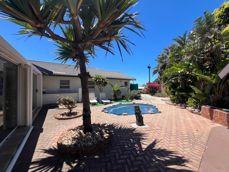 To Let 1 Bedroom Property for Rent in Bluewater Bay Eastern Cape